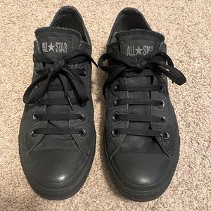 All Black Low-Cut Converse